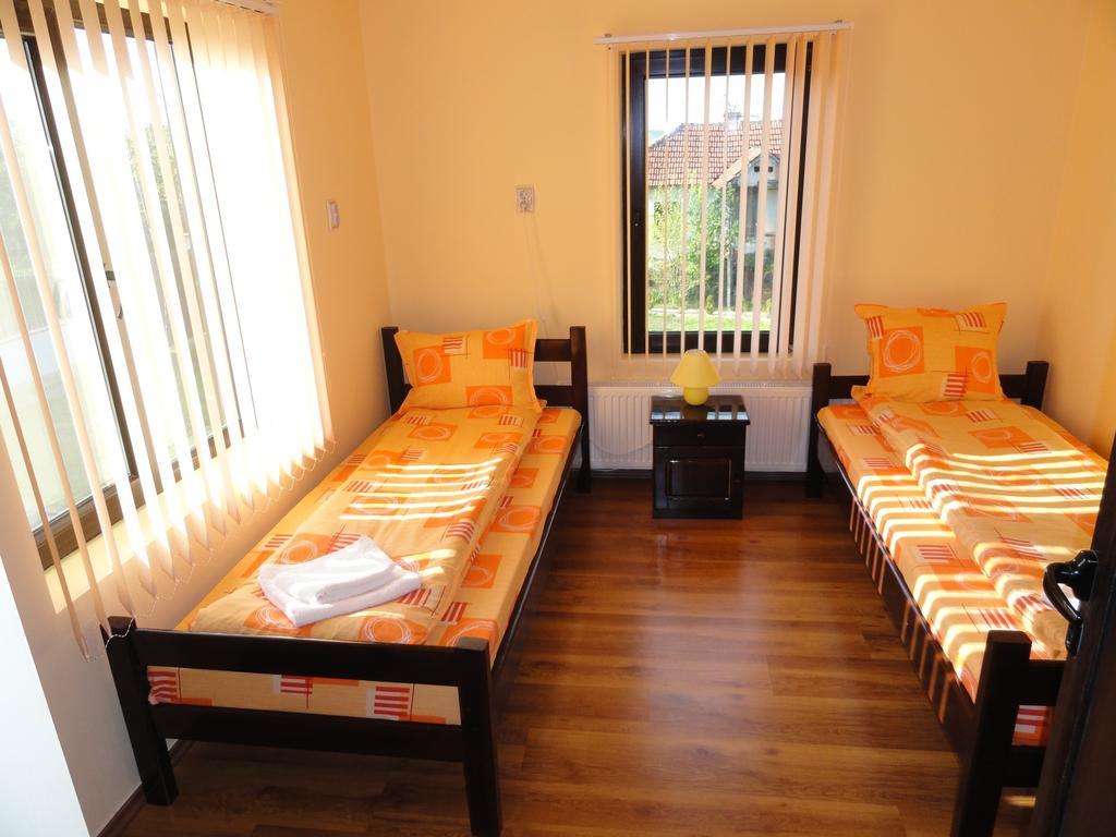 Guest House Relax Dabravka Szoba fotó